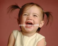 寶寶站立太早會形成羅圈腿，4大矯正方法簡單易學